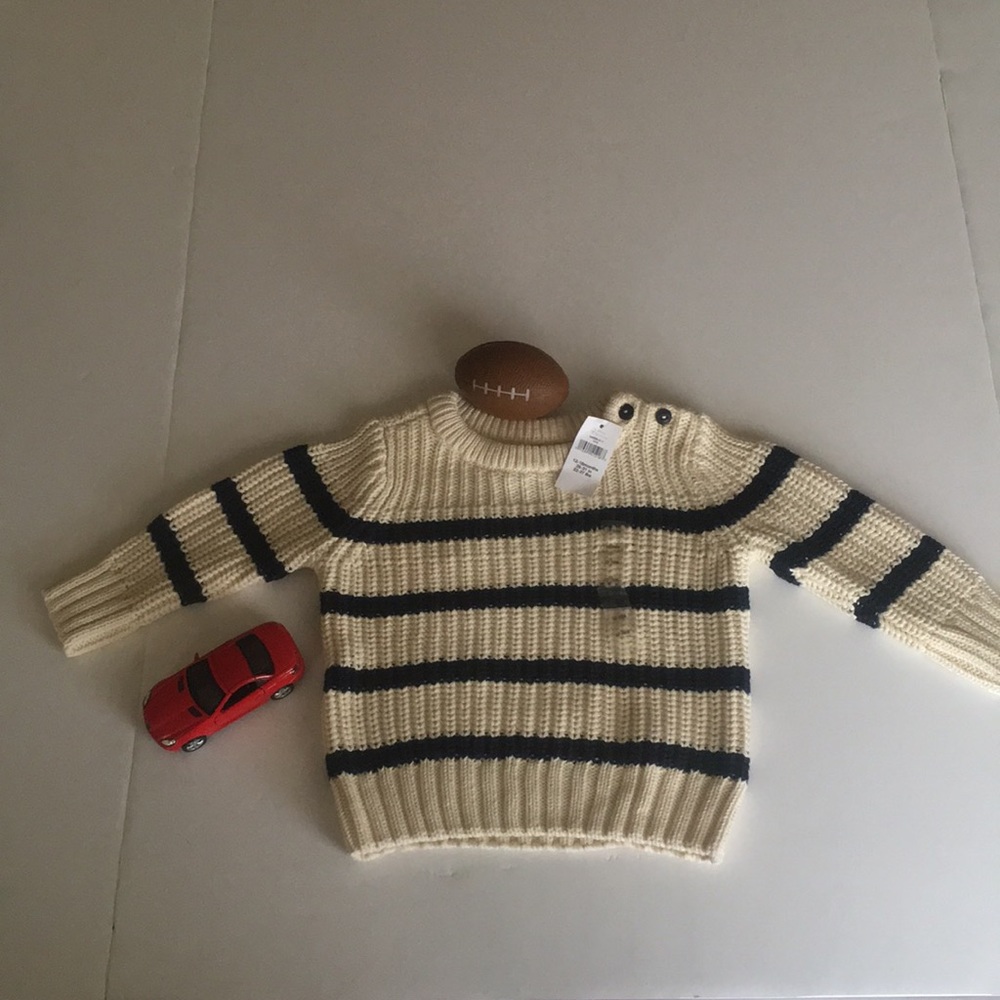 NWT BabyGap Sweater - Picture 1 of 3